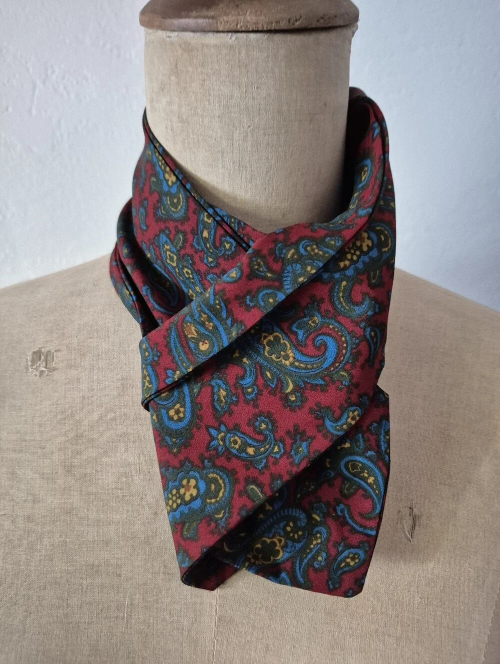 Vintage Paisley Cravat Ascot Tie in Burgundy and Teal